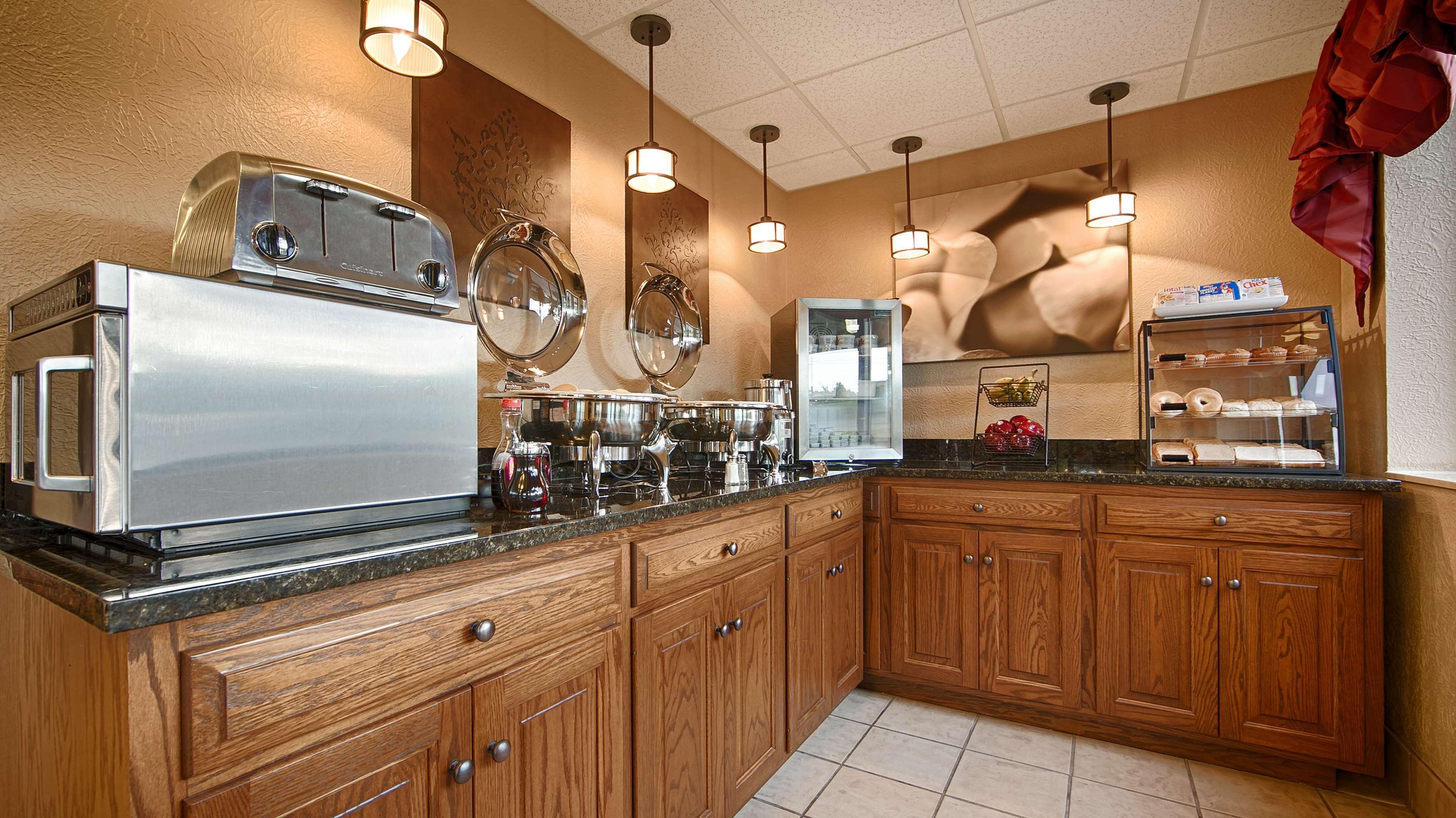 Best Western Caldwell Inn Extérieur photo